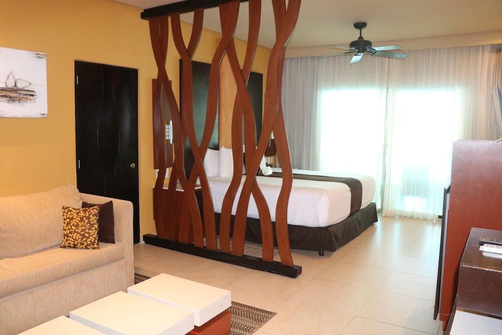 Generations Riviera Maya Family Resort Catamaran, Water Park & More Inclusive بويرتو موريلوس المظهر الخارجي الصورة