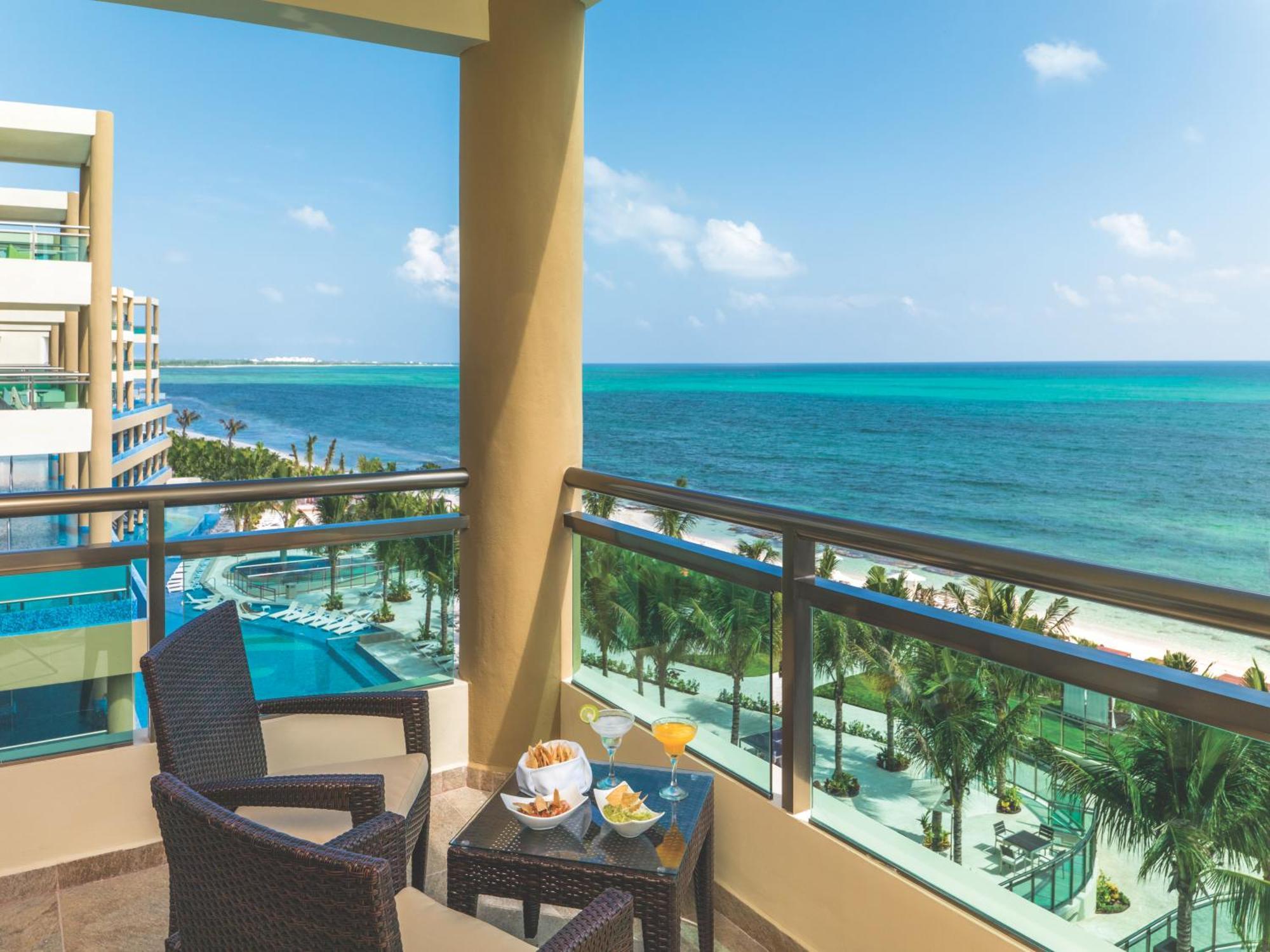 Generations Riviera Maya Family Resort Catamaran, Water Park & More Inclusive بويرتو موريلوس المظهر الخارجي الصورة